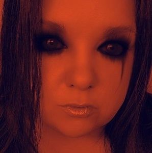 Meet your Posher, Kara